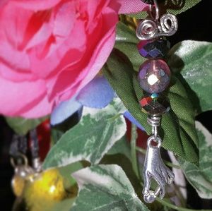 SOLD• Sparkly Rainbow Antique Silver choker